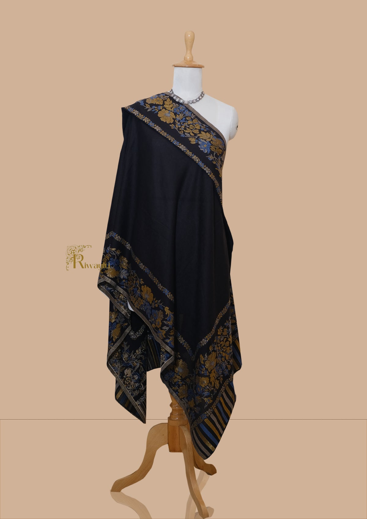 Riwayiti Women Shawl, Fine Wool, With Zari Border